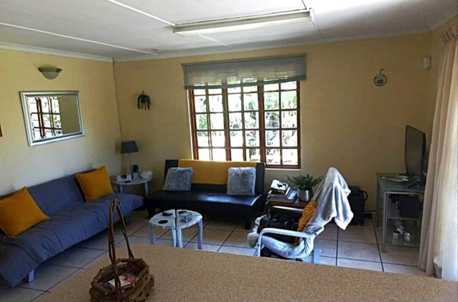 4 Bedroom Property for Sale in Nahoon Valley Park Eastern Cape